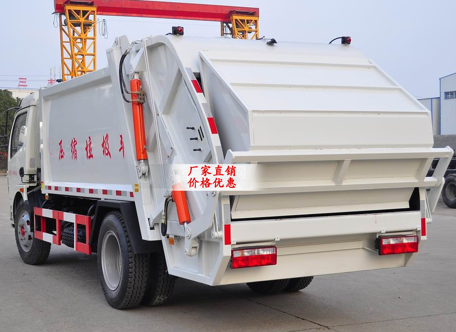 东风凯普特压缩式垃圾车