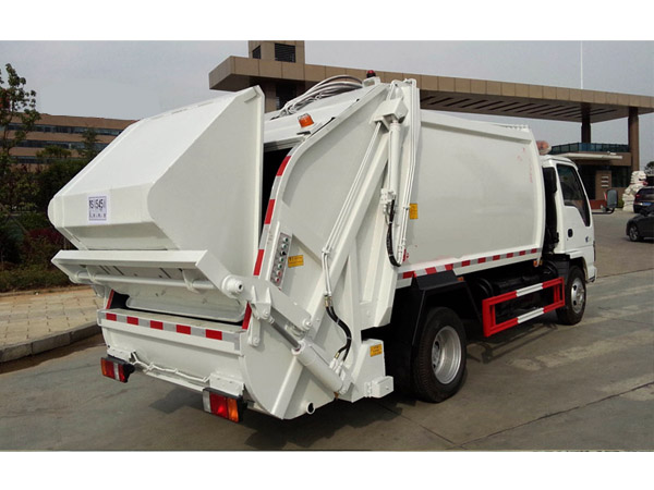 江淮5方压缩式垃圾车