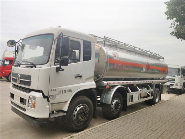 东风天锦19.9方铝合金运油车