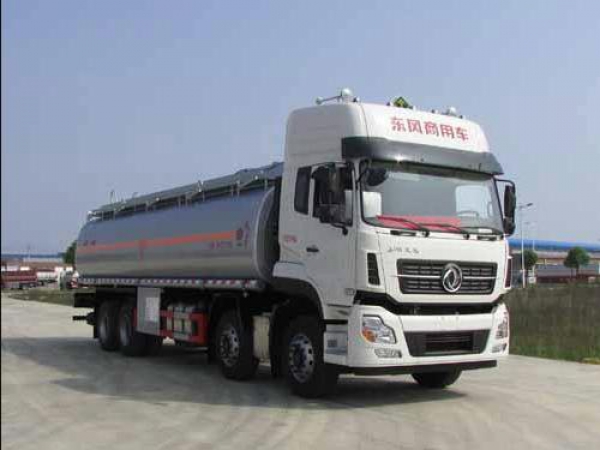 东风天龙19.82方运油车