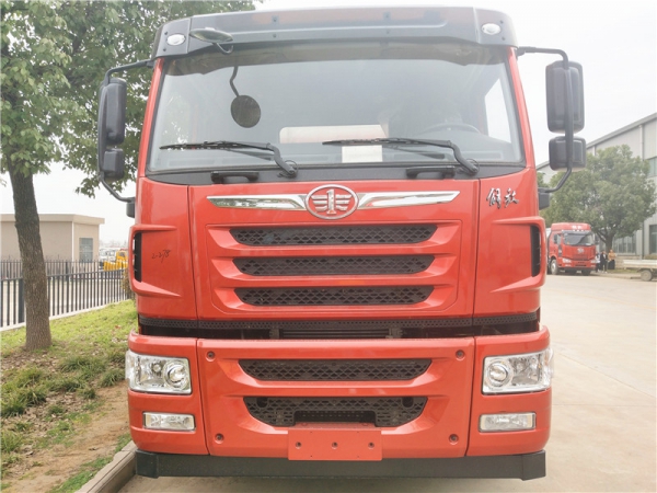 解放悍V25.5方铝合金油车