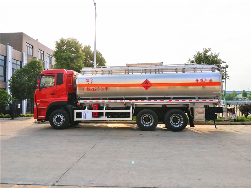 东风天龙21.2方铝合金油车