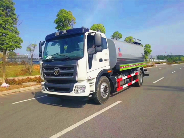 福田瑞沃12方洒水车