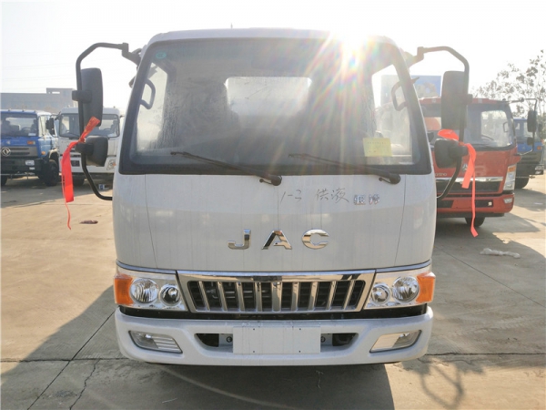 江淮2.49方蓝牌供液车