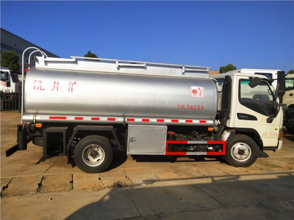 江淮5.8方供液车