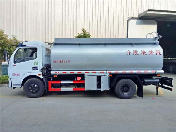 东风多利卡10.2方供液车