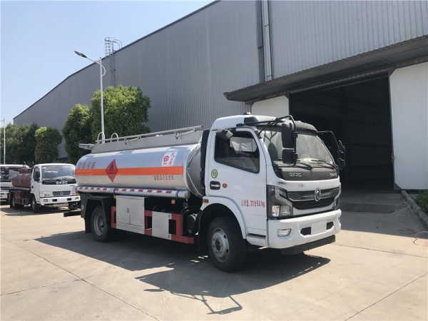 国六东风凯普特170马力8.5方加油车【实际容积8.8方】