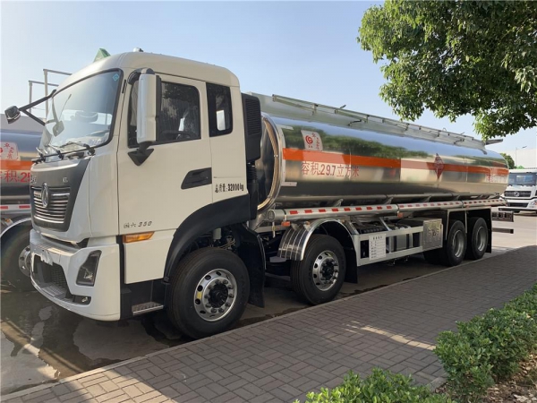 国六东风天龙前四后八29.7方350马力铝合金运油车【20吨不超