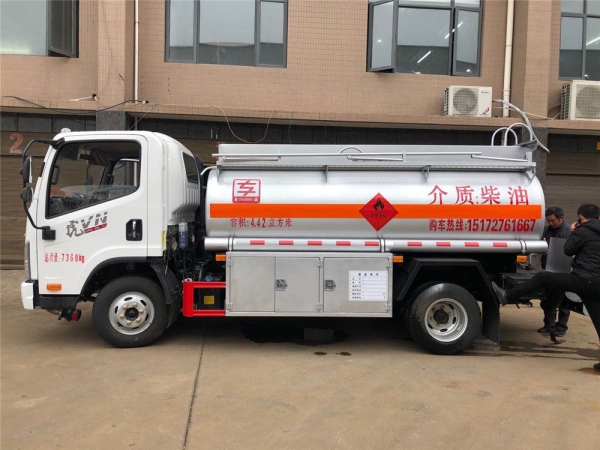 国五解放虎V4.42方流动加油车【实际容积5.3方】