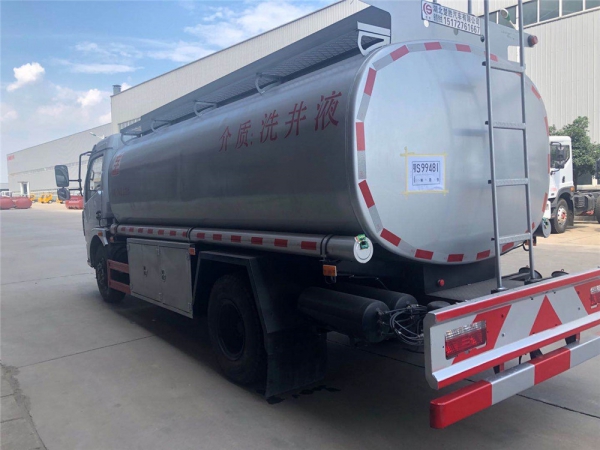 东风多利卡10吨供液车【10.2方】