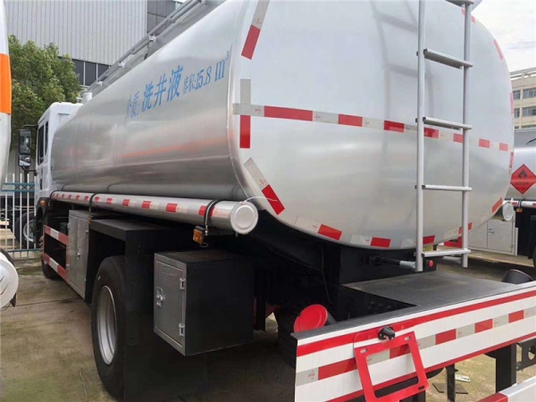 15.8方国六成龙威东风供液车